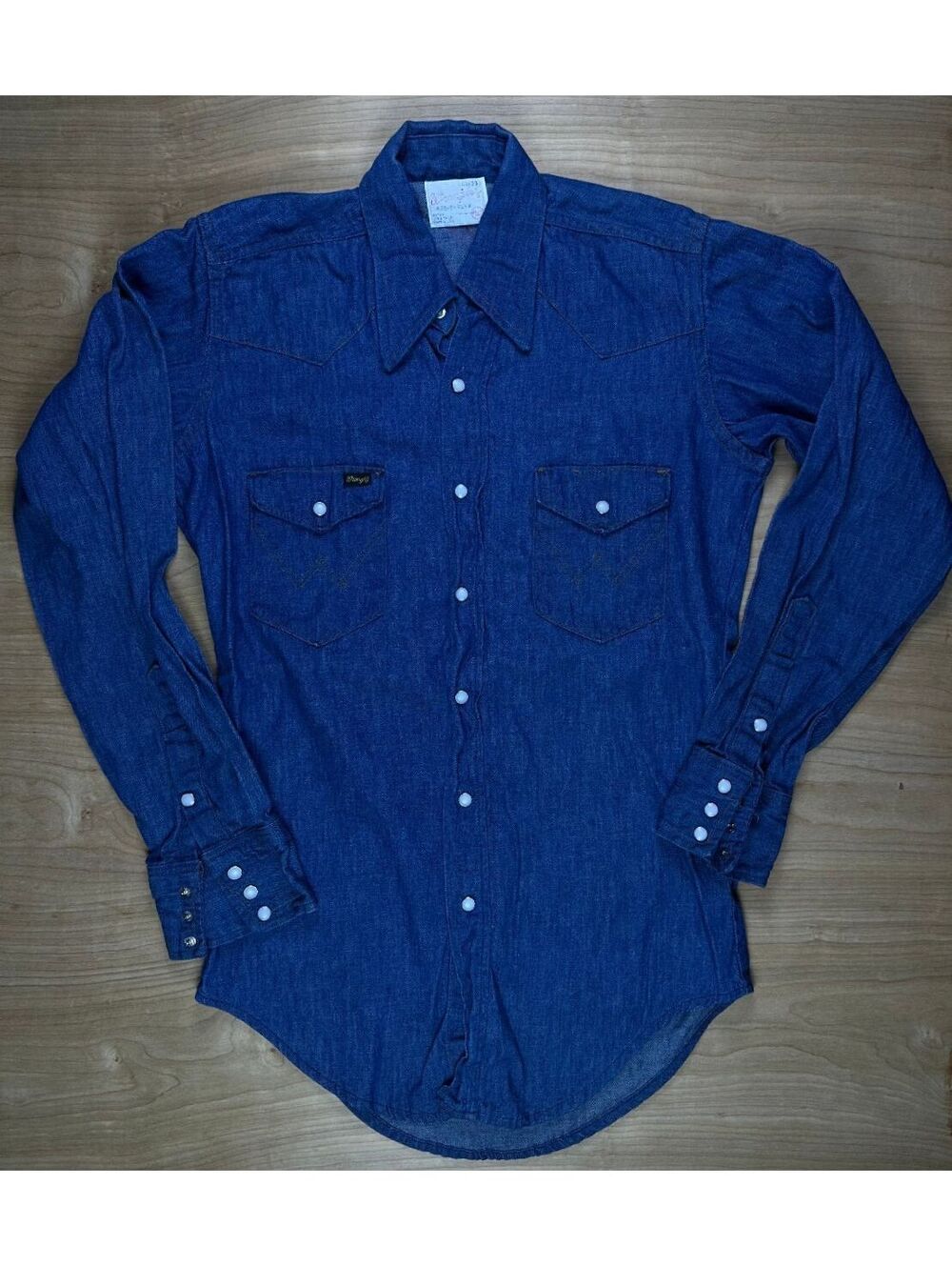 Vintage 70s Wrangler denim button up shirt western medium pearl snaps extra long